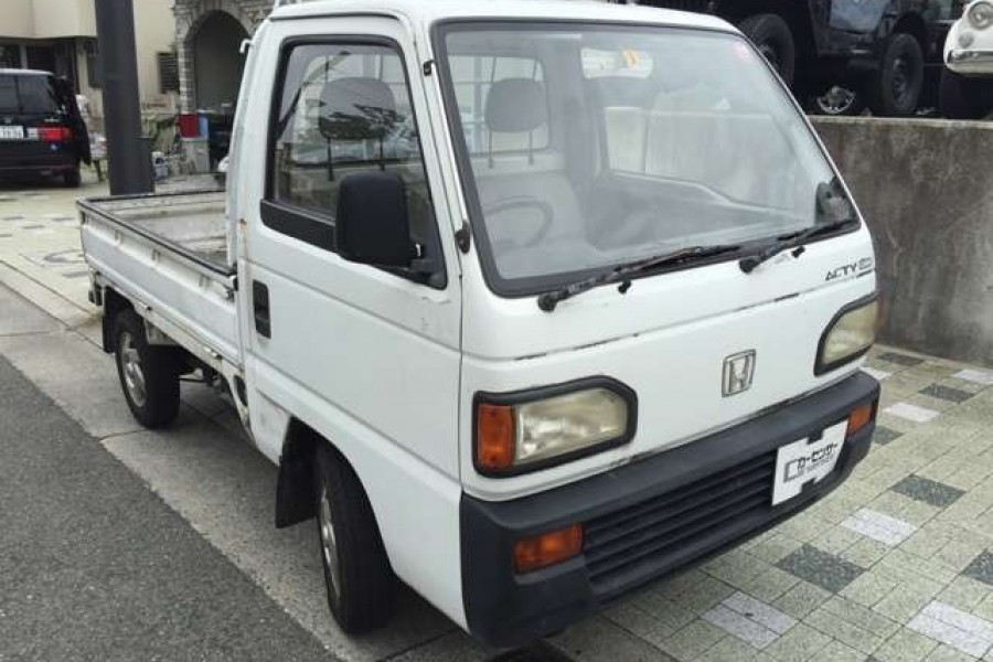 How Japanese Mini Trucks Are Better Than Pick Up Trucks